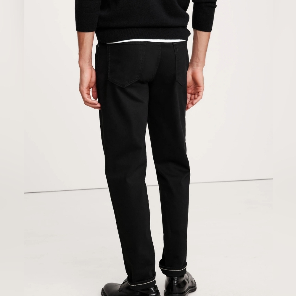 Banana Republic Athletic Traveler Pant